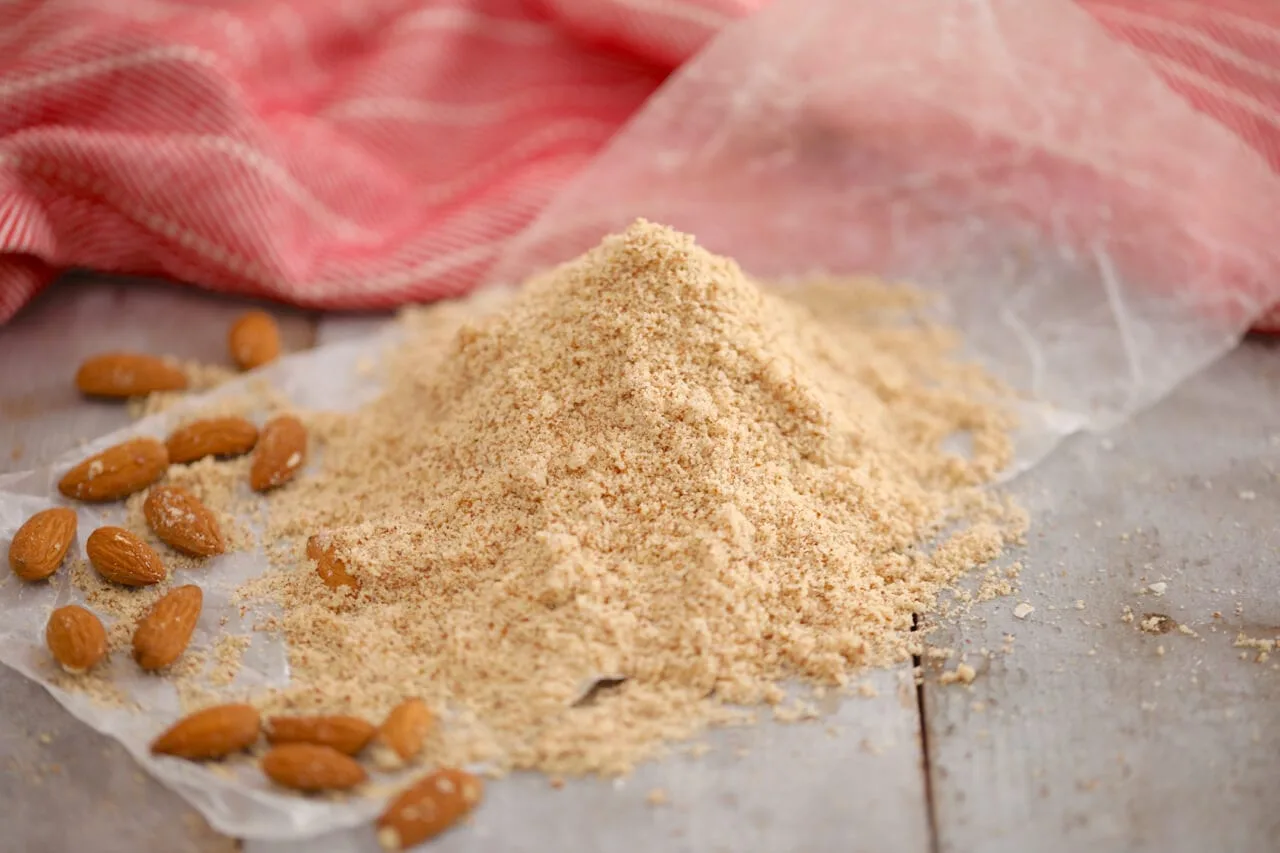 প্রিমিয়াম মিক্স জাফরান  বাদাম- মিল্কশেক পাউডার